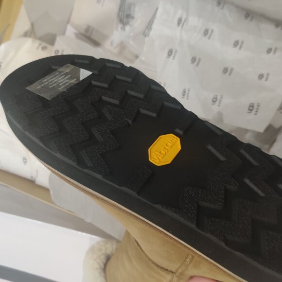 UGG sacai Thigh High Boot size 12 New - Picture 5 of 7